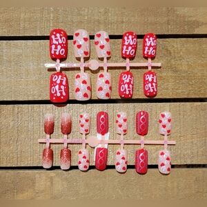 Boutique Christmas Press On Nails